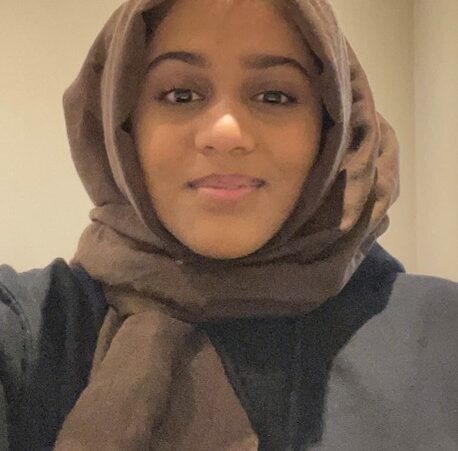 Profile picture of young volunteer.